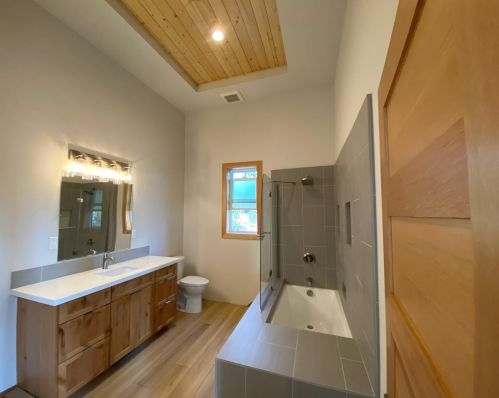 11844 Highland Ave, Truckee CA  96161-1710 exterior