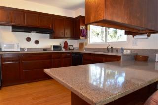 2286 Morgan Rd, Carlsbad, CA 92008-7114