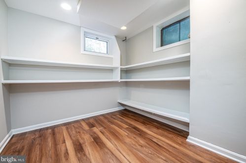 405 Pershing Dr, Silver Spring MD 20910-4341 exterior