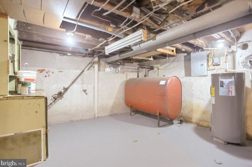 351 Ross St, Lancaster PA  17602-1941 exterior