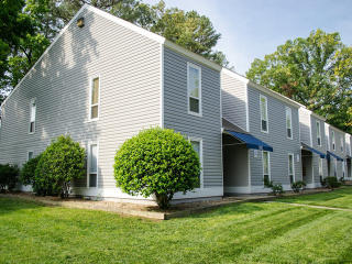 2835 Hilliard Rd, Richmond VA  23228-4450 exterior