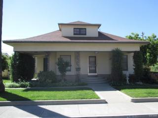 181 Bush St, Lemoore, CA 93245-3601