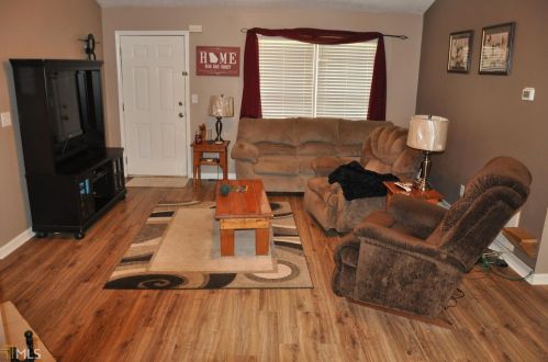20 Sydney Woods Dr, Forsyth, GA 31029-4756