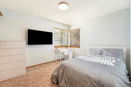 11992 56th Cir, Arvada CO  80002-1410 exterior