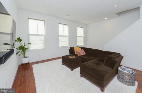 1431 5 St, Philadelphia PA 19147-0059 exterior