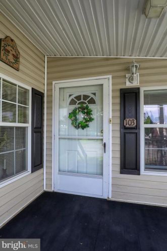 103 Fox Run Ct, Lancaster, PA 17603-2142