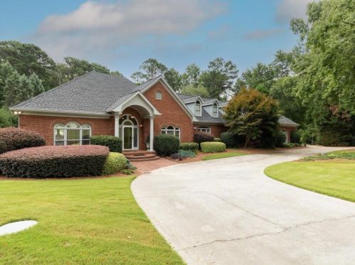 3130 Briscoe Rd, Loganville, GA 30052-5656