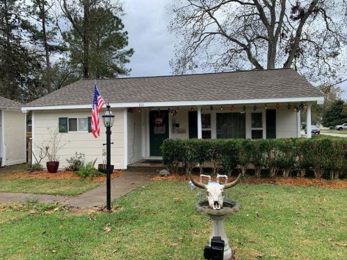 111 Holly St, Sugar Valley, TX 77480-3119