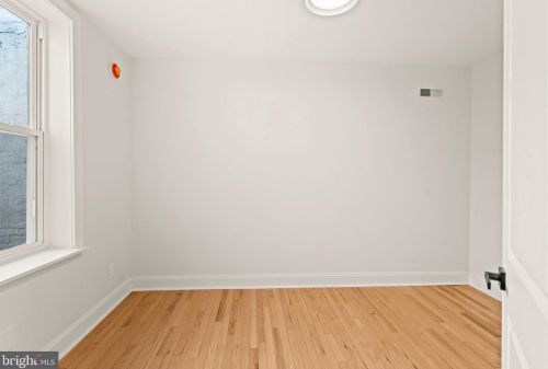 1512 4 St, Philadelphia PA 19147-6531 exterior