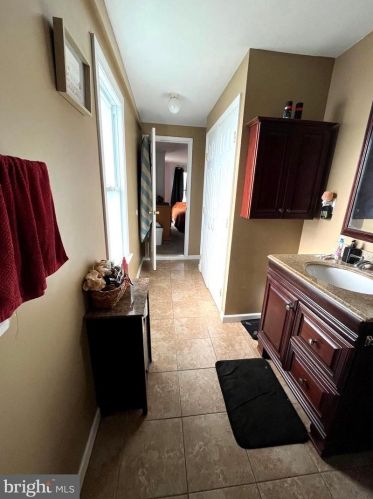 15802 Clear Spring Rd, Williamsport MD  21795-1007 exterior