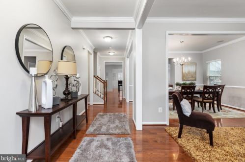 2153 Port Potomac Ave, Woodbridge, VA 22191-3090