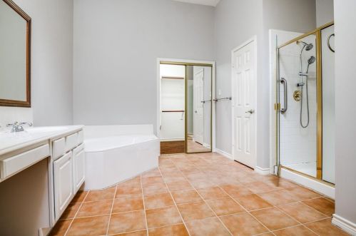 1416 Sussex Dr, Plano TX  75075-2753 exterior