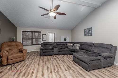 2103 Mary Ln, Ottawa, IL 61350-1276