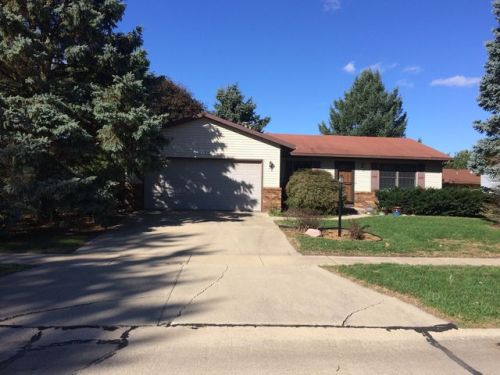 2606 Worcester Dr, Champaign, IL 61821-5315
