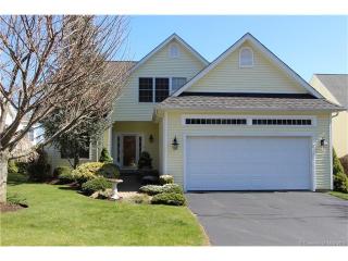 4 Waterford Ln, Huntington, CT 06484-5449