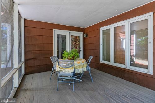 103 Linwood Cir, Princeton NJ  08540-3625 exterior