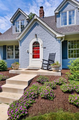 176 Crest Rd, Glendale Heights, IL 60137-5402