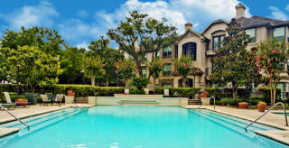 1333 Eldridge Pkwy, Houston TX  77077-1610 exterior