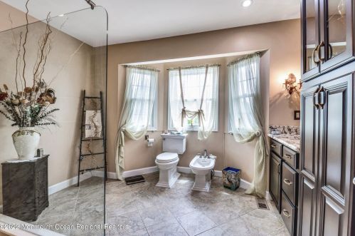 23 Mc Kinley Dr, Tinton Falls NJ 07712-2853 exterior