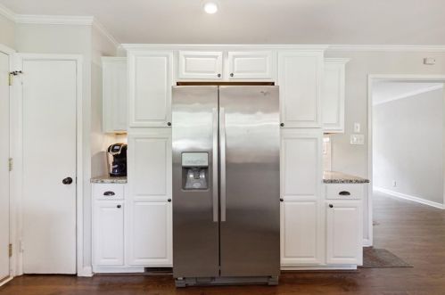 151 Hardeman Rd, Atlanta GA  30342-2532 exterior