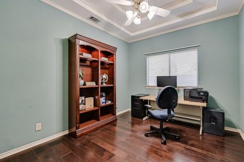 2312 Colleen Ct, Carrollton TX 75007-2037 exterior