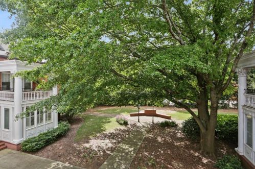 872 Briarcliff Rd, Atlanta GA  30306-4020 exterior