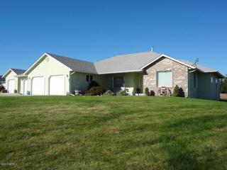 770 Pheasant Crest Dr, Yakima, WA 98908-9287