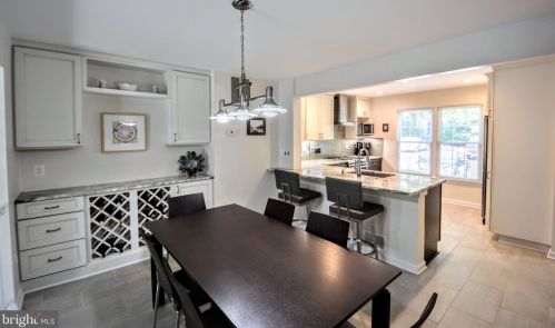 2405 Ansdel Ct, Herndon, VA 20191-3023