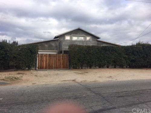 907 California St, Calimesa, CA 92320-1350