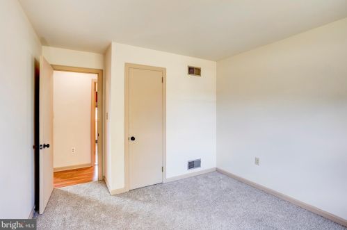 1992 Drexel Ave, Lancaster PA  17602-3365 exterior