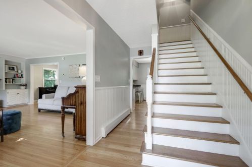 176 Cimarron Rd, Saint Paul MN  55124-9723 exterior