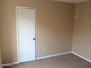 4422 Laplace St, Metairie LA  70006-2404 exterior