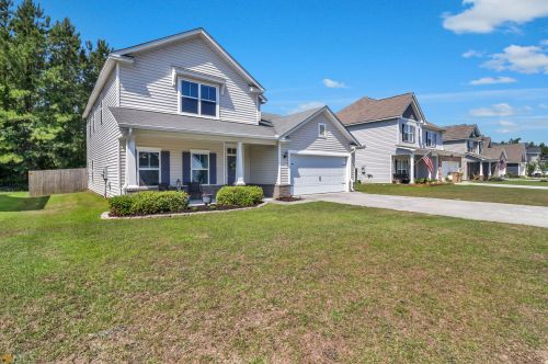 105 Green Paddock Cir, Pineora, GA 31312-7139