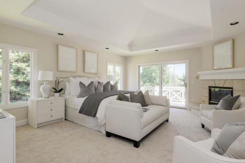 11555 Arroyo Oaks Dr, Los Altos CA 94024-6527 exterior