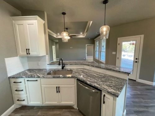 5007 Moss Rock Trl, Granbury, TX 76048-6499