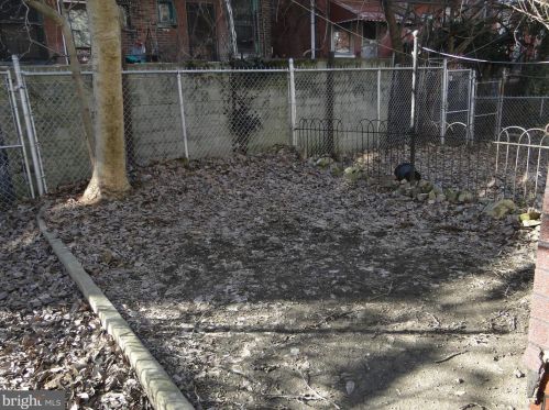 616 56 St, Philadelphia PA  19143-5704 exterior