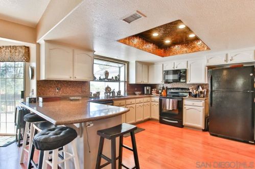 24813 Cantara Way, Ramona, CA 92065-4653