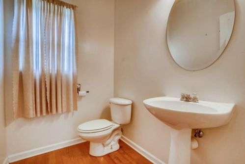 5387 Heyward Pl, Atlanta GA  30349-1256 exterior