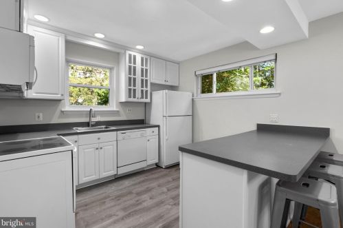 9308 2 Ave, Silver Spring MD 20910-2151 exterior