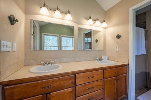 542 Peaceful Valley Dr, Cleveland GA  30528-4250 exterior
