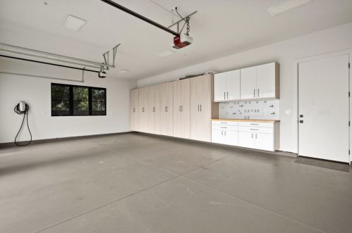 1575 Grant Rd, Los Altos CA  94024-6149 exterior