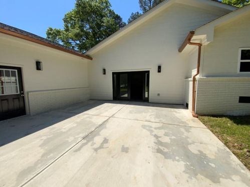3736 Calmer Cir, Atlanta GA  30344-6011 exterior