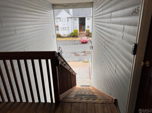 343 Ventnor Ct, Piscataway NJ  08854-2197 exterior