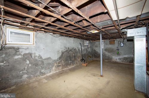 206 Cooper Ave, Camden NJ  08107-2209 exterior