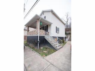 43 Zeller St, Greensburg, PA 15601-1258