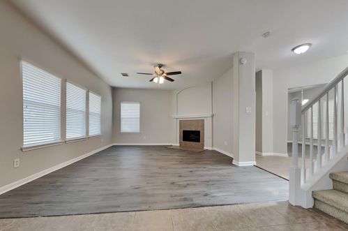 2831 Wild Oak Park Dr, Conroe TX  77385-2761 exterior