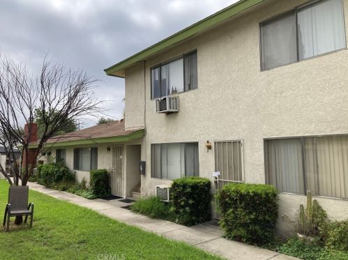 1061 Springfield St, Upland CA 91786-2633 exterior