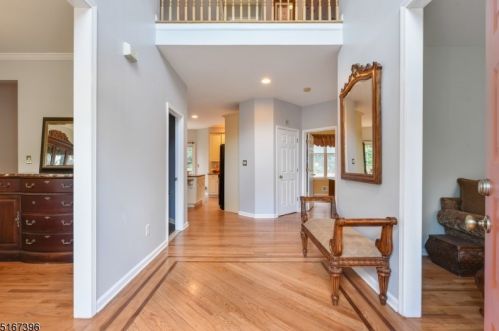 21 Redwood Ave, Town Center, NJ 07052-3651