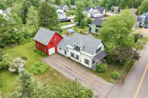 18 School St, Belmont, NH 03220-4541