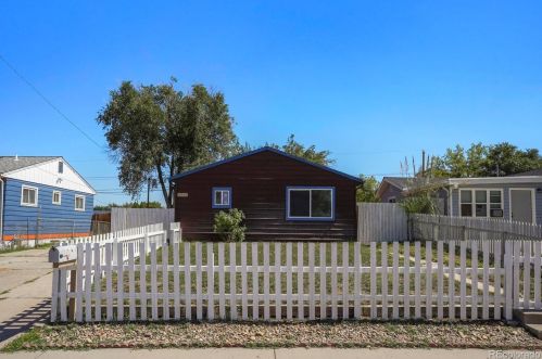 6540 Niagara St, Denver, CO 80022-2838